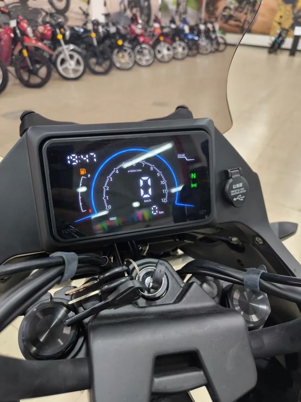 Купить мотоцикл RegulMoto GTO 300 NB без наценки у поставщика. Бесплатная доставка, сборка, гарантия, рассрочка и кредит.